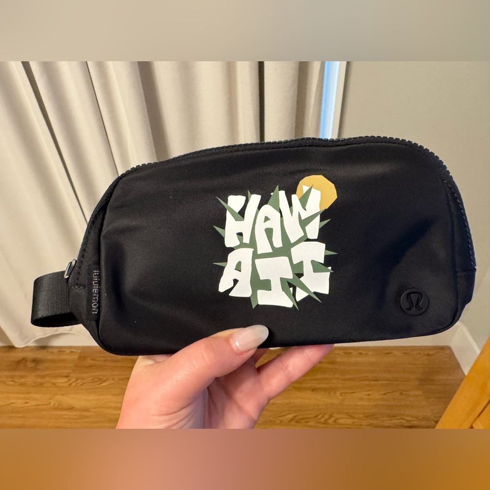 Lululemon Belt Bag Hawaii